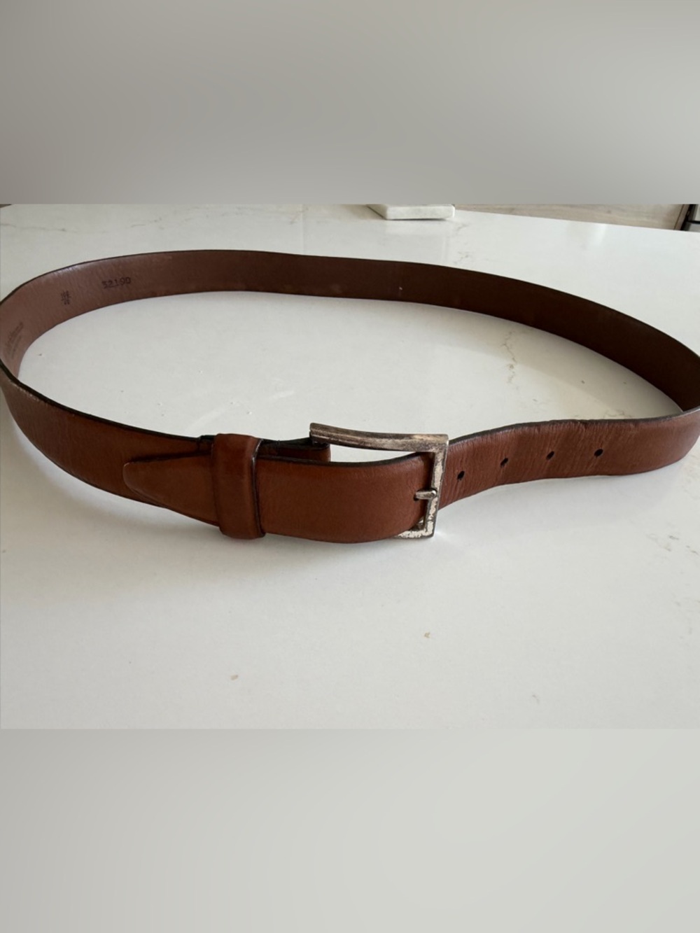 Allen Edmonds luxurious brown leather belt